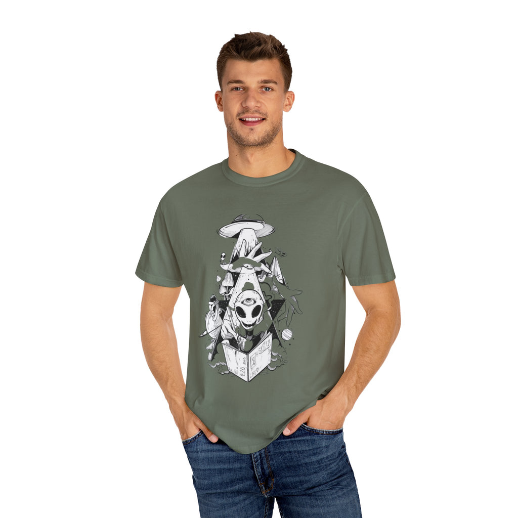 Cosmic Alien Graphic Unisex T-Shirt - Outer Space Adventure Design