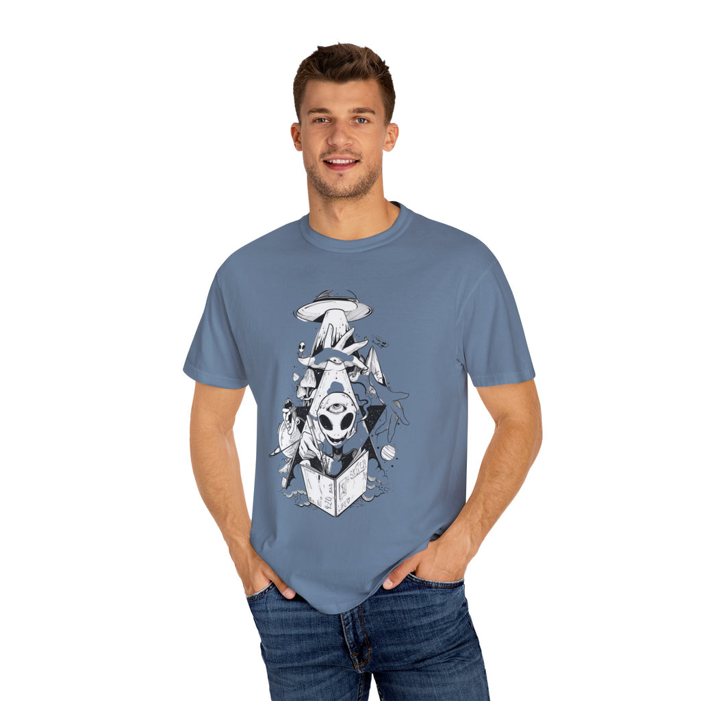 Cosmic Alien Graphic Unisex T-Shirt - Outer Space Adventure Design