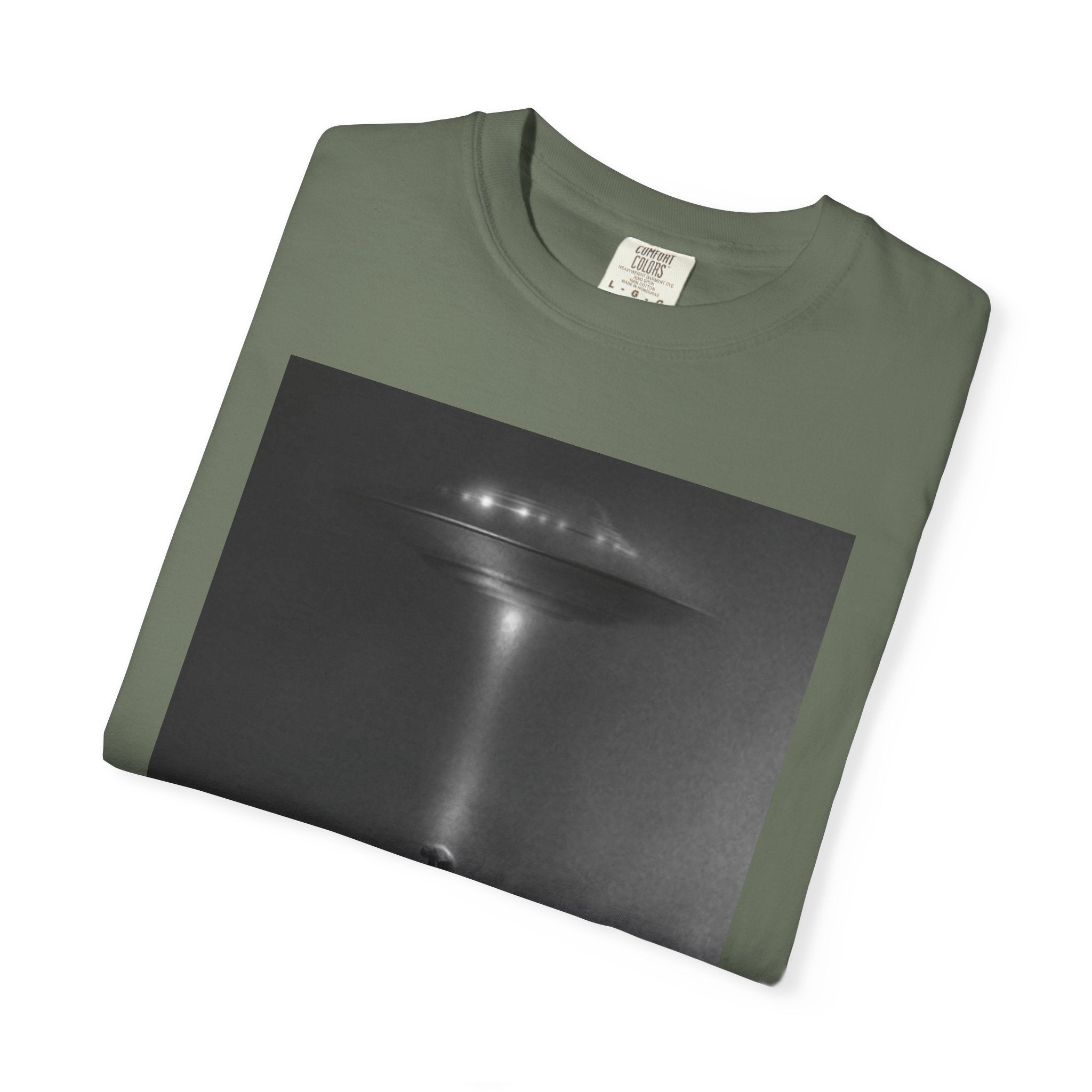 Unisex UFO Encounter T-shirt - Garment-Dyed Cool Tee for Sci-Fi Lovers