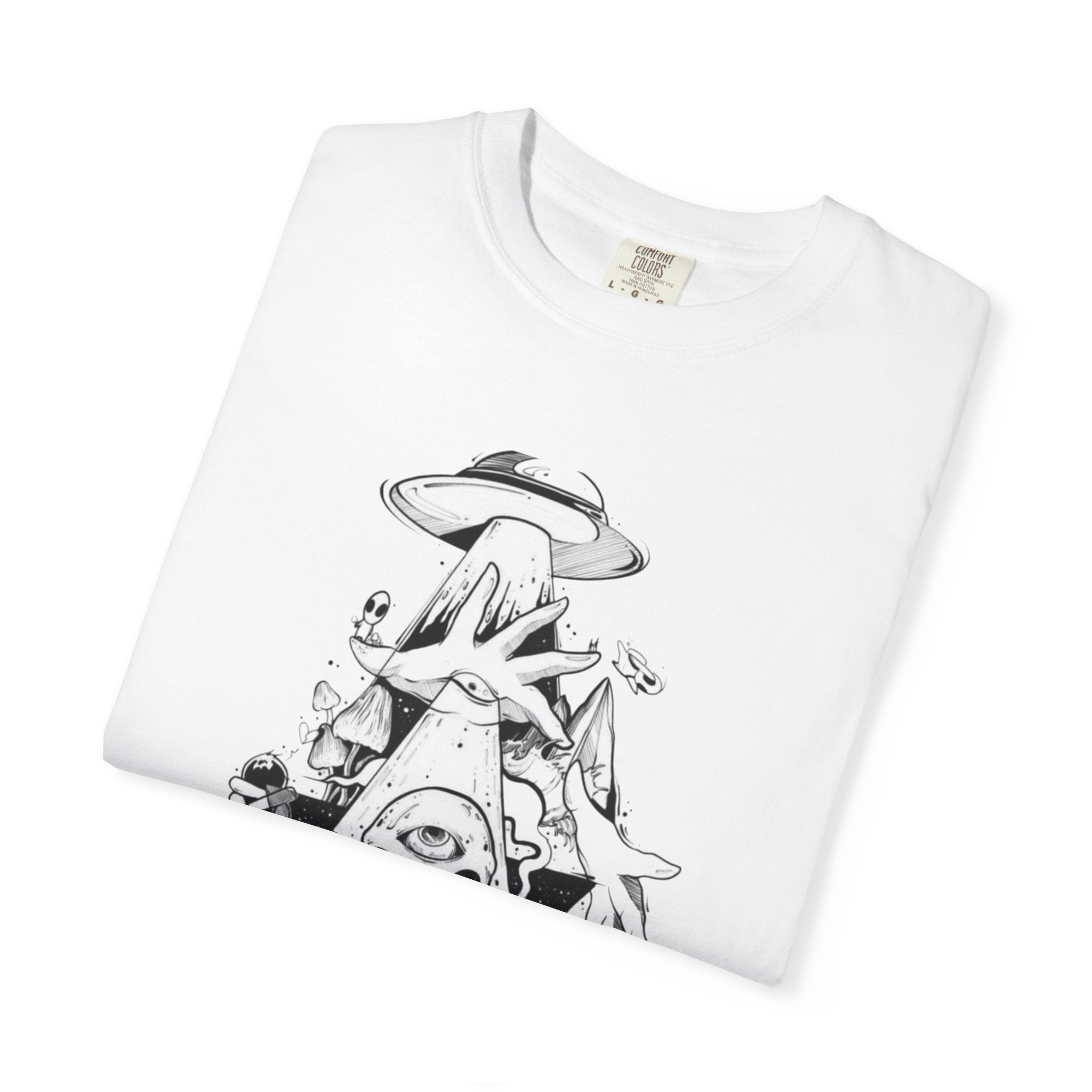 Cosmic Alien Graphic Unisex T-Shirt - Outer Space Adventure Design